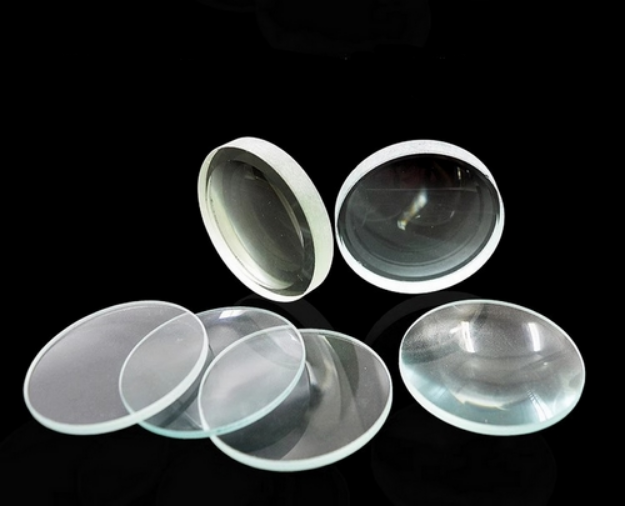 Mercekler ışığın hangi özelliği kullanılarak yapılmıştır?