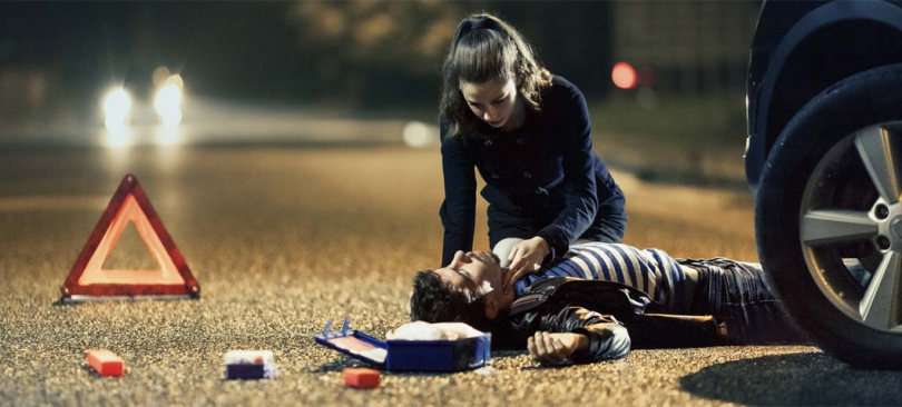 İlk yardım temel uygulamalarından olan “bildirme” ile ilgili olarak hangisi yanlıştır?